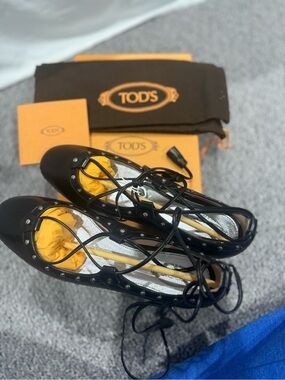TOD'S Black Studded Lace-Up Leather Ballet Flats